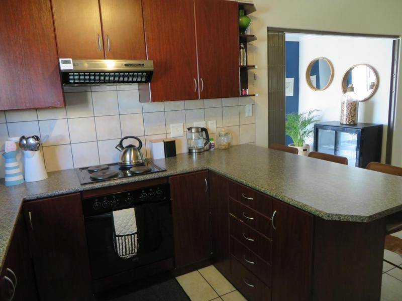 To Let 3 Bedroom Property for Rent in Eikenbosch Western Cape